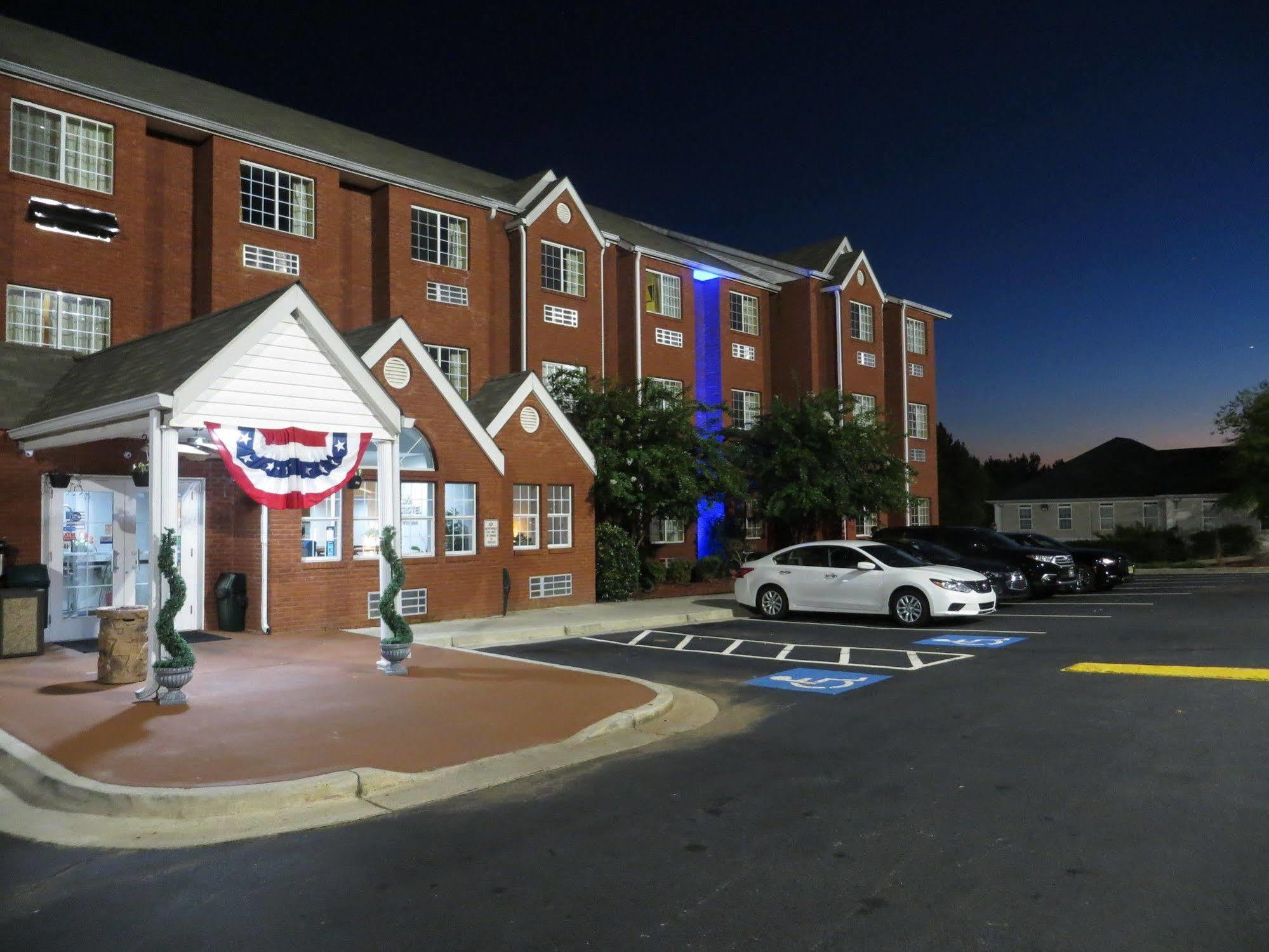 Microtel & By Wyndham Stockbridge/atlanta I-75 Hotel 3*